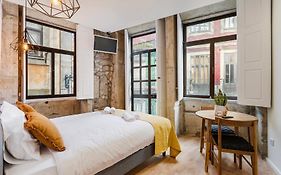 Guestready - Caldeireiros Apts